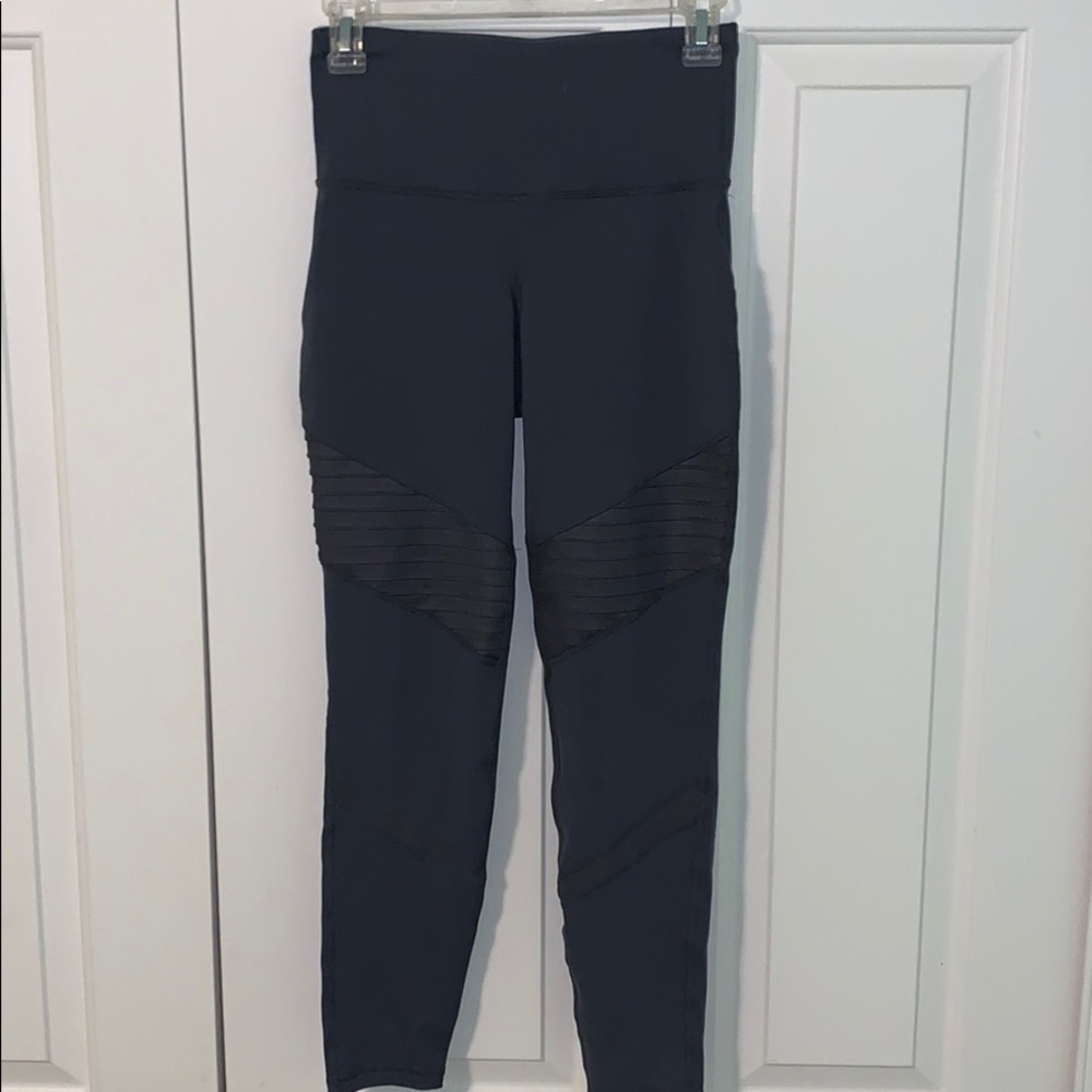 Old Navy Active Go-Dry Legging